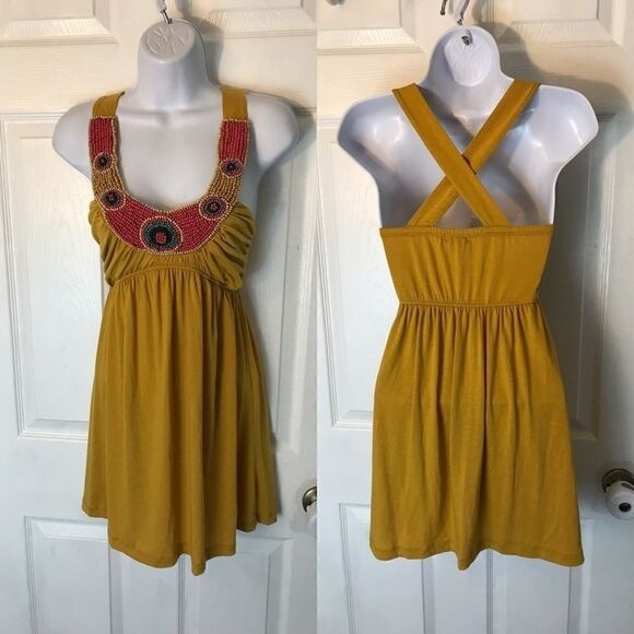 šWetāsealāMustardĀ ColoredāMāOpenāBackāDress! - Picture 2 of 7
